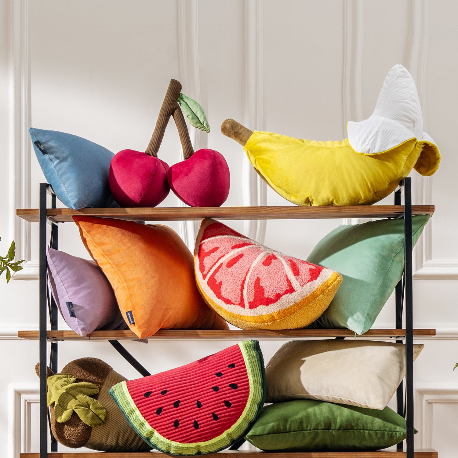 1 Pack Pineapple Shaped Throw Pillow, Plump Filled, 11.5x9.5 Inches Modern Decorative Pillow For Sofa, Bed And Chair Perfect For Living Room Decor Gifting