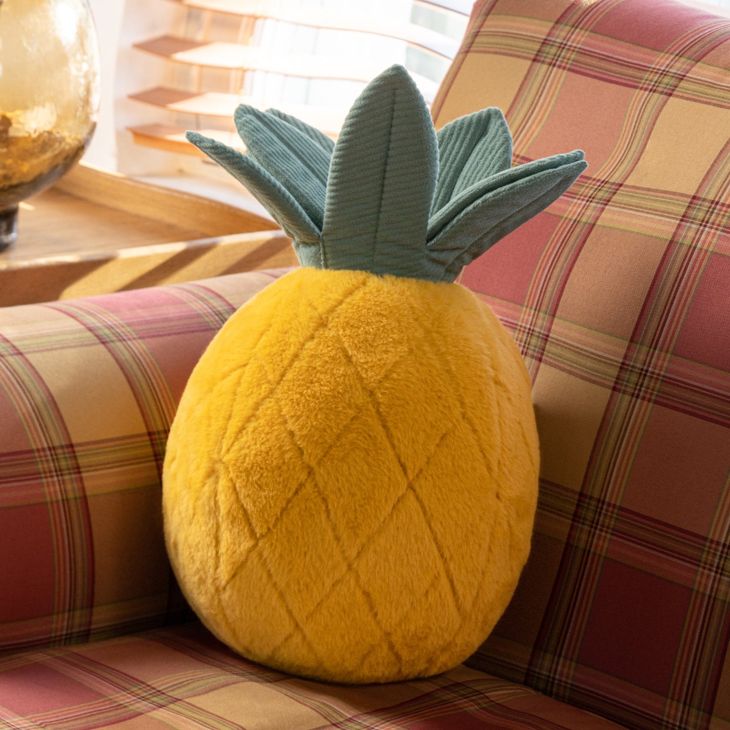 1 Pack Pineapple Shaped Throw Pillow, Plump Filled, 11.5x9.5 Inches Modern Decorative Pillow For Sofa, Bed And Chair Perfect For Living Room Decor Gifting